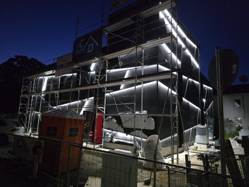 Südosten eingerüstet